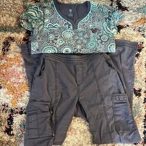 Small Gray/Teal scrub set